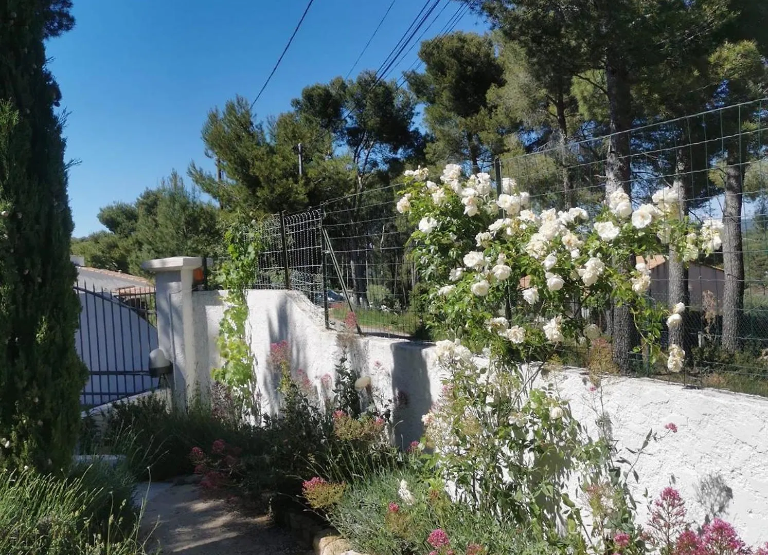 ***** Maison d'hôtes Le Mas des Roches à Velaux France