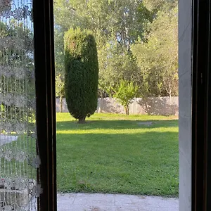 Mas Grimaud - Gite- Et D'hotes Familiales Frühstückspension